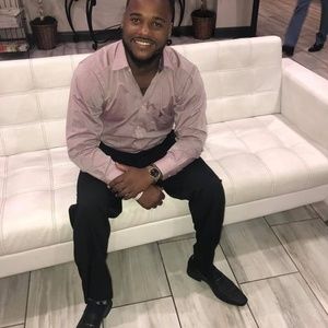 Meet your Posher, Gmoney